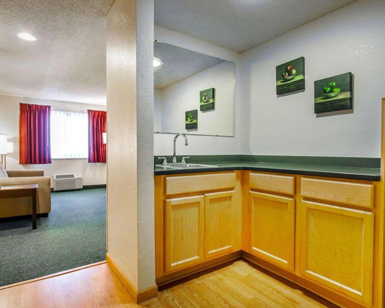 Quality Inn & Suites Σπρίνγκφιλντ Εξωτερικό φωτογραφία